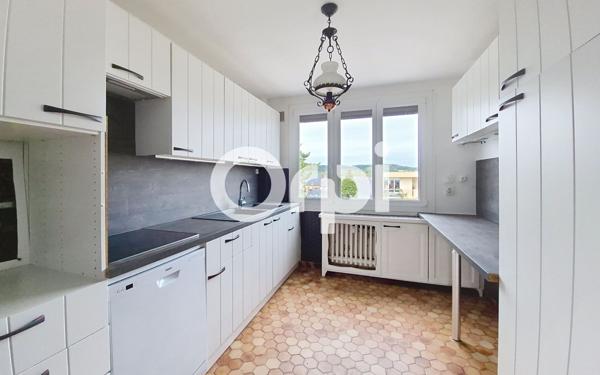 Appartement à vendre    3 pièces • 64 m2 Soissons
