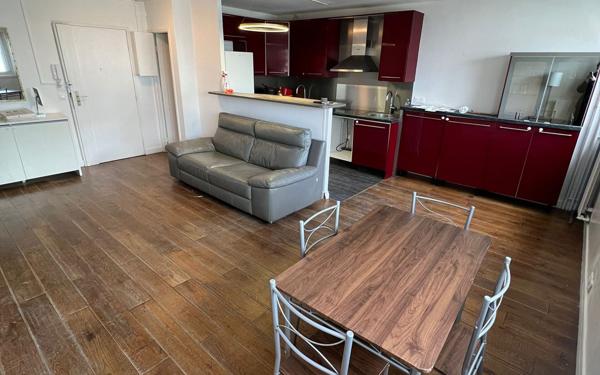 Appartement à louer    3 pièces • 65,30 m2 Levallois-Perret