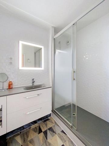 Angers Sud Appartement T3 avec ascenseur, balcon, garage et cave