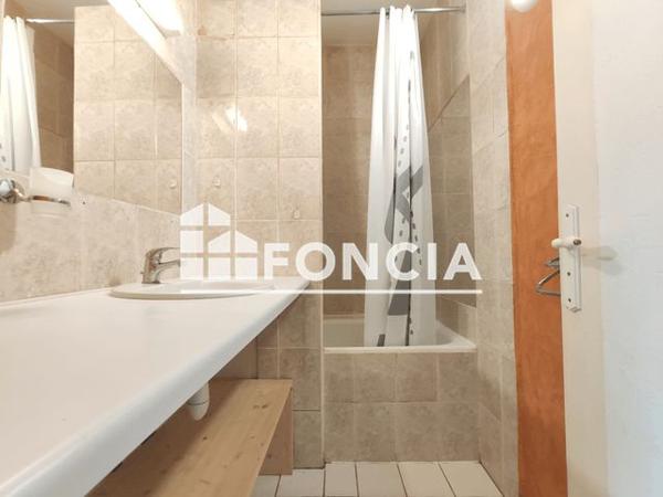 Location Appartement 3 pièces 65.8 m² - 22 AVENUE VICTORIA Aix Les Bains 73100