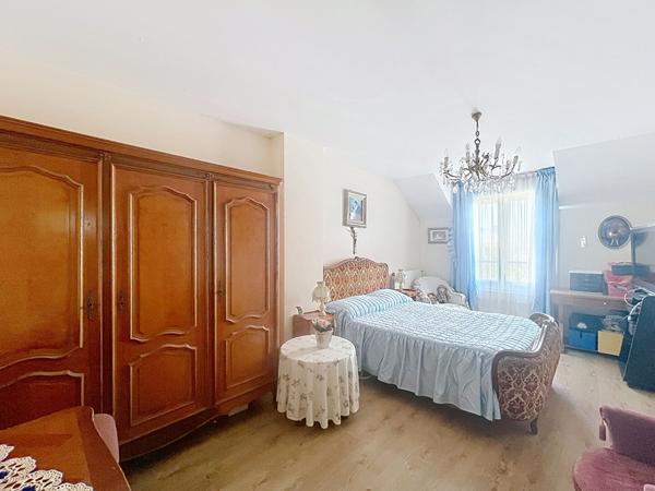 Maison Suresnes 172 m2