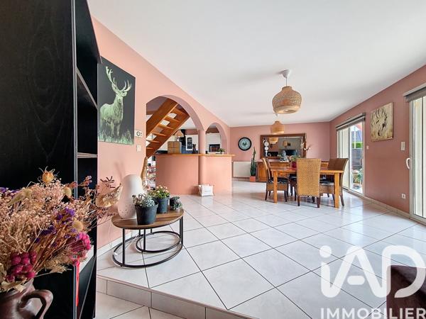 Maison à vendre 5 pièces 135 m² Isigny-le-Buat