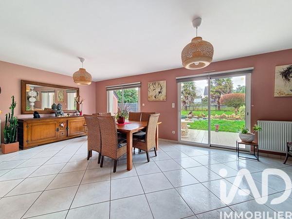 Maison à vendre 5 pièces 135 m² Isigny-le-Buat