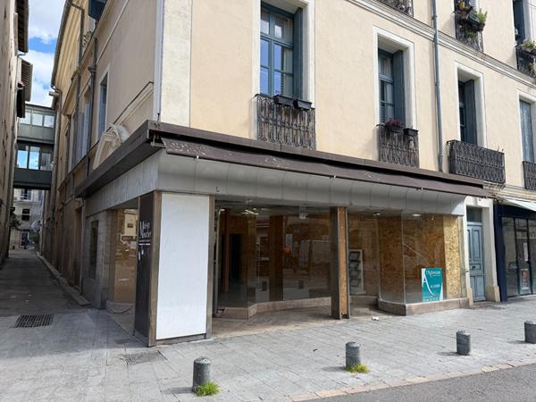 Local commercial Nimes 120 m2