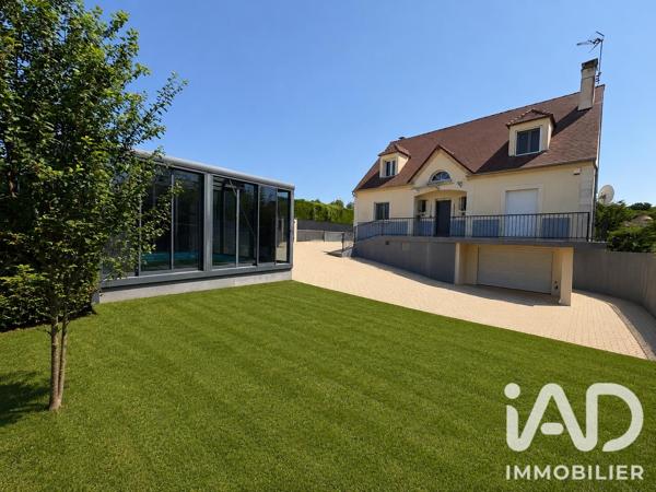 Maison à vendre 8 pièces 230 m² Saint-Fargeau-Ponthierry