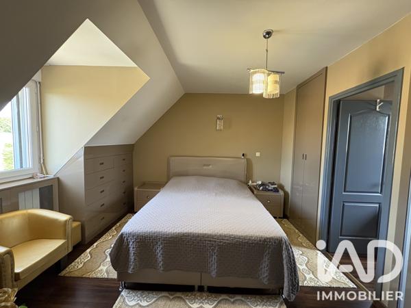 Maison à vendre 8 pièces 230 m² Saint-Fargeau-Ponthierry