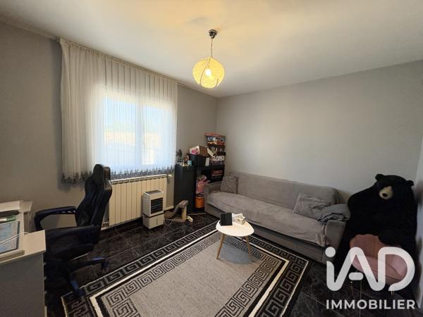 Maison à vendre 8 pièces 230 m² Saint-Fargeau-Ponthierry