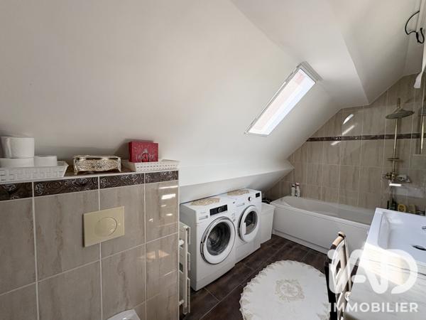 Maison à vendre 8 pièces 230 m² Saint-Fargeau-Ponthierry
