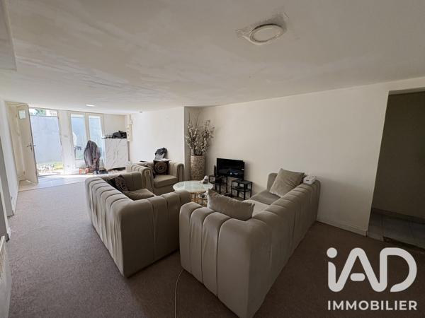 Maison à vendre 8 pièces 230 m² Saint-Fargeau-Ponthierry