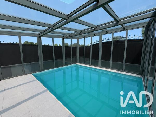 Maison à vendre 8 pièces 230 m² Saint-Fargeau-Ponthierry