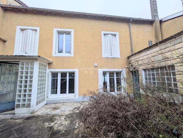 Vente                                                      Maison
                        
                     7 pièces                      142 m2                     à Châtenois