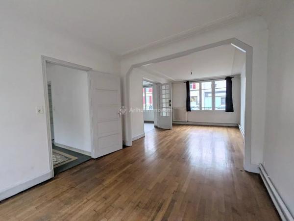 Vente                                                      Maison
                        
                     7 pièces                      142 m2                     à Châtenois