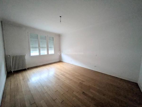 Vente                                                      Maison
                        
                     7 pièces                      142 m2                     à Châtenois