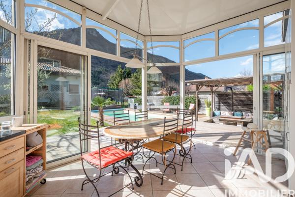 Maison à vendre 7 pièces 208 m² Vif