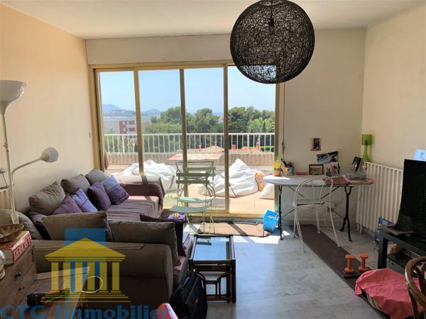 T2 MAZARGUES 13009 TERRASSE VUE MER