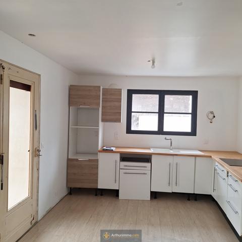 Faremoutiers (77515) Maison 4 pièces, terrain 288 m2, garage et sous-sol