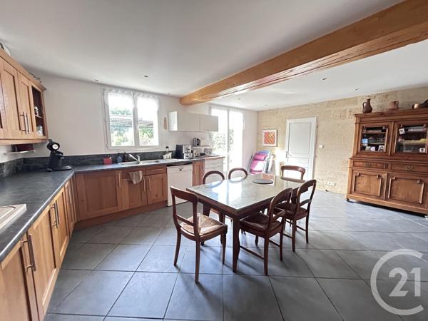 Maison à vendre  8 pièces - 210,80 m2 COUTRAS - 33