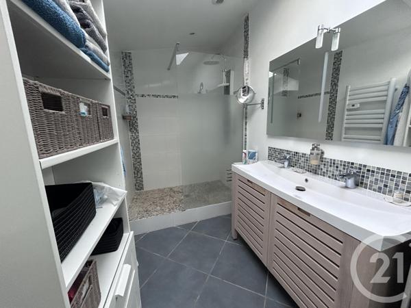 Maison à vendre  8 pièces - 210,80 m2 COUTRAS - 33