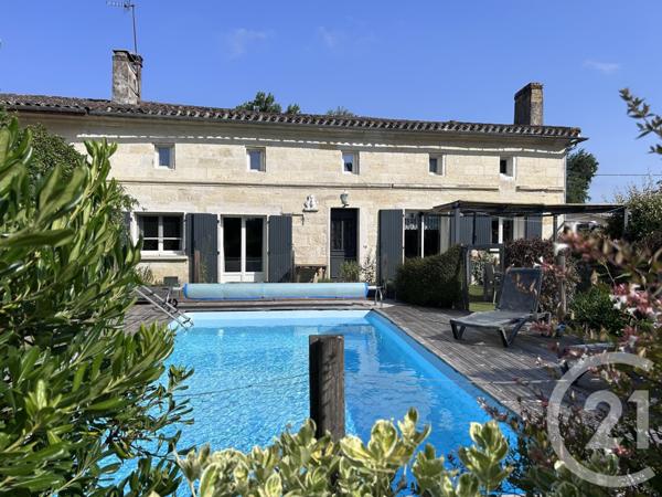 Maison à vendre  8 pièces - 210,80 m2 COUTRAS - 33