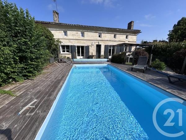 Maison à vendre  8 pièces - 210,80 m2 COUTRAS - 33