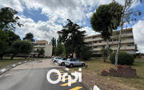 Appartement à vendre    4 pièces • 75,02 m2 Saint-Fargeau-Ponthierry