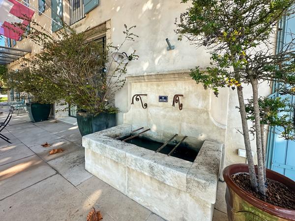 Mas authentique entre Alpilles et Avignon