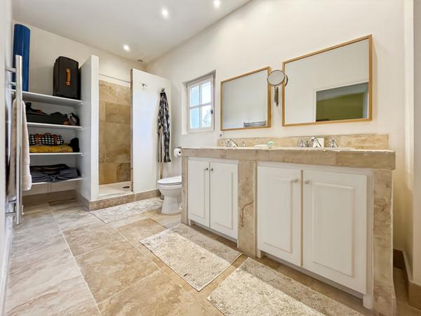 Mas authentique entre Alpilles et Avignon