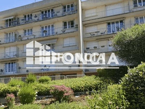 Location Appartement 4 pièces 78.3 m² - 18 A 22 RUE LUCIEN DUPUIS Vernouillet 28500