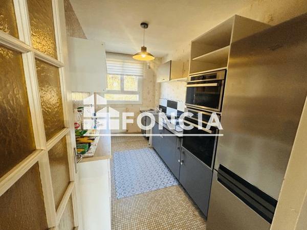 Location Appartement 4 pièces 78.3 m² - 18 A 22 RUE LUCIEN DUPUIS Vernouillet 28500