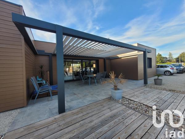 Maison à vendre 4 pièces 135 m² Sainte-Livrade-sur-Lot