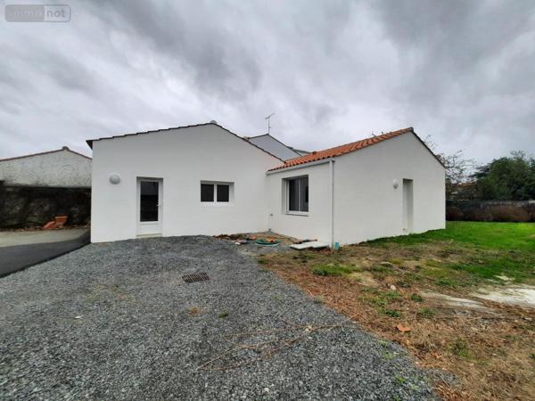 Maison à louer à Challans en Vendée (85300), ref : 85091-L399