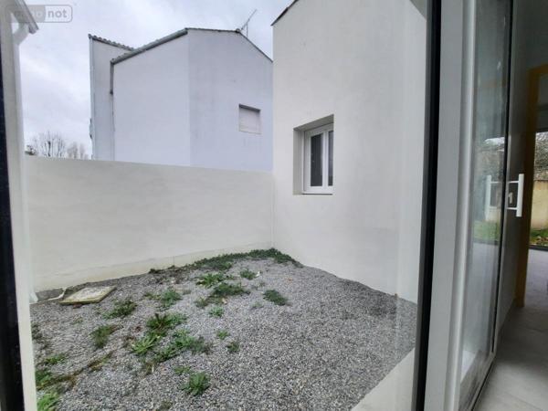 Maison à louer à Challans en Vendée (85300), ref : 85091-L399