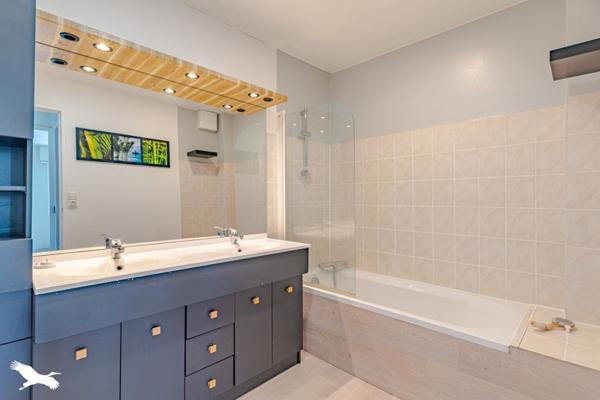 Appartement à vendre 333 500 € Bordeaux 3 p 84 m² DPE D