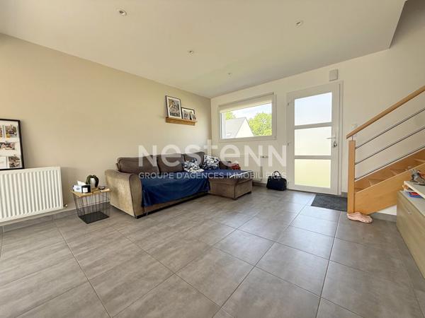 Maison contemporaine à vendre à LOCMINE 4 chambres, garage et son jardin de 550 m²
