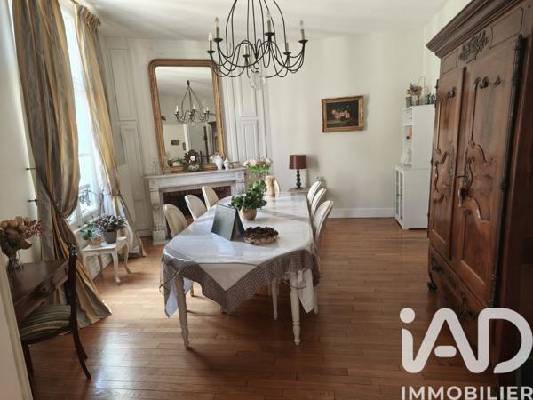 Maison à vendre 11 pièces 300 m² Châlons-en-Champagne