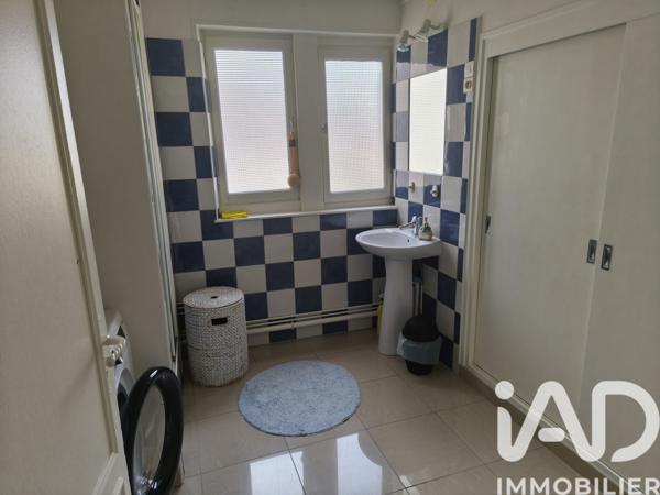 Maison à vendre 11 pièces 300 m² Châlons-en-Champagne