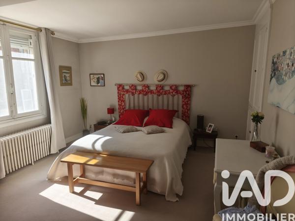Maison à vendre 11 pièces 300 m² Châlons-en-Champagne