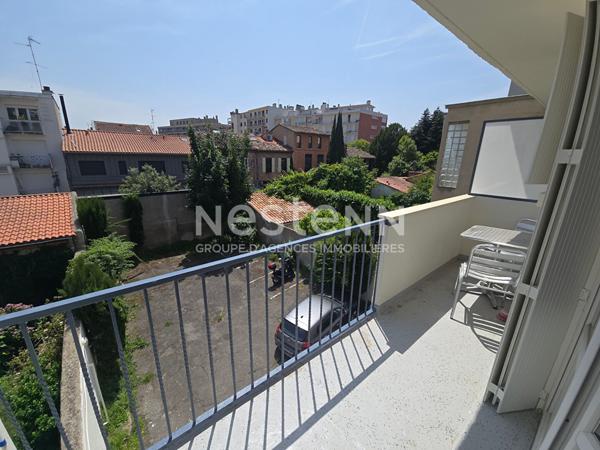 Toulouse quartier jardin des plantes 31400 T1 meublé 19.55m2 parking cellier balcon