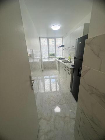 Appartement Aubervilliers 3 pièce(s) 73 m2