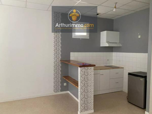 Location                                                      Appartement
                        
                     3 pièces                      69 m2                     à Josselin