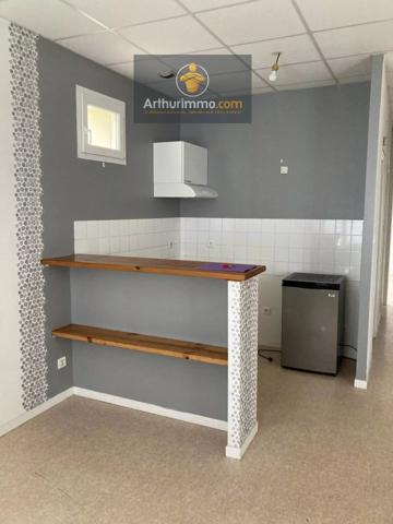 Location                                                      Appartement
                        
                     3 pièces                      69 m2                     à Josselin