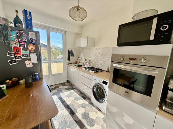 Allées Morlaas appartement Pau 4 pièce(s), garage et cave