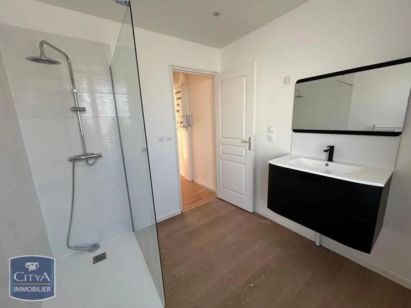 Appartement à louer 4 pièces 124.34m² Saint-Quentin (02100)