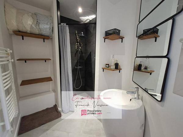 A VENDRE en Exclusivité aux Herbiers, maison avec 2 chambres sur une parcelle de 482 m2