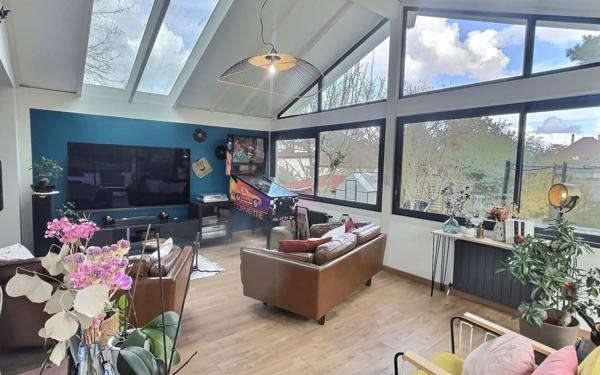 Maison à vendre    7 pièces •  La Ferté-Alais