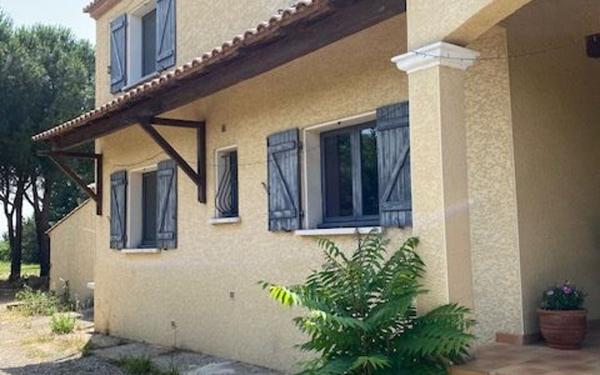 Maison à vendre    9 pièces •  Paulhan