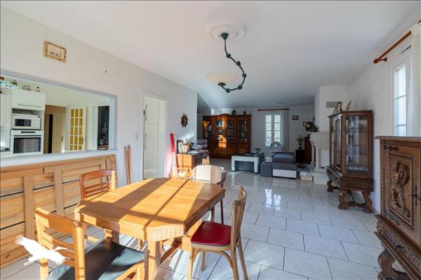 Maison à vendre |  Dignac |  7 pièces | 227 m²