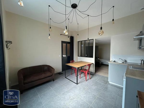 Appartement à louer 2 pièces 26.98m² Laval (53000)
