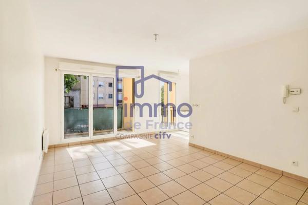Appartement à vendre à Vaulx-en-Velin (69120)