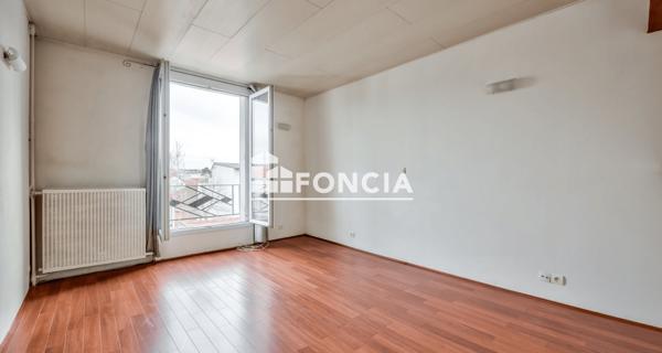 Location Studio 31.83 m² - Issy-les-moulineaux 92130